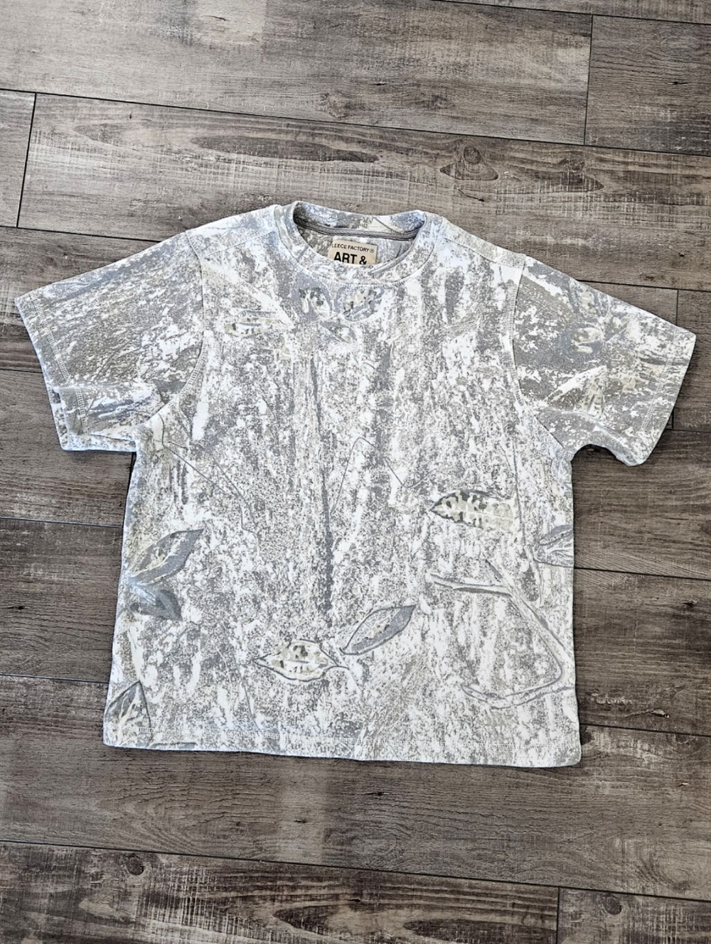 Camo FLEECE FACOTRY Short Sleeve Sweatshirt Tee Men's Sizing Small